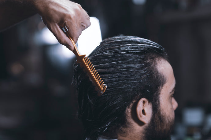 Perfectly cleaning your hair system